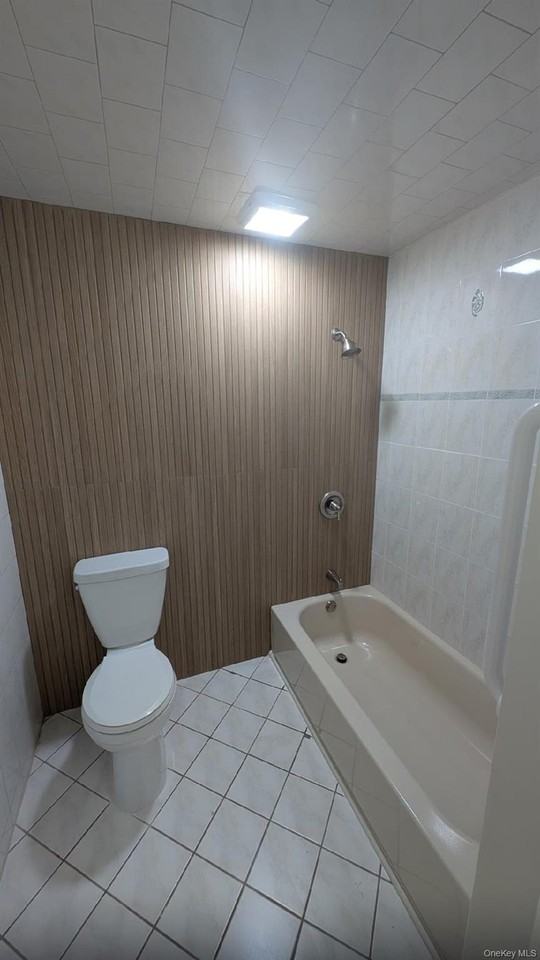 66 Chicago Ave - Photo 4 of 9