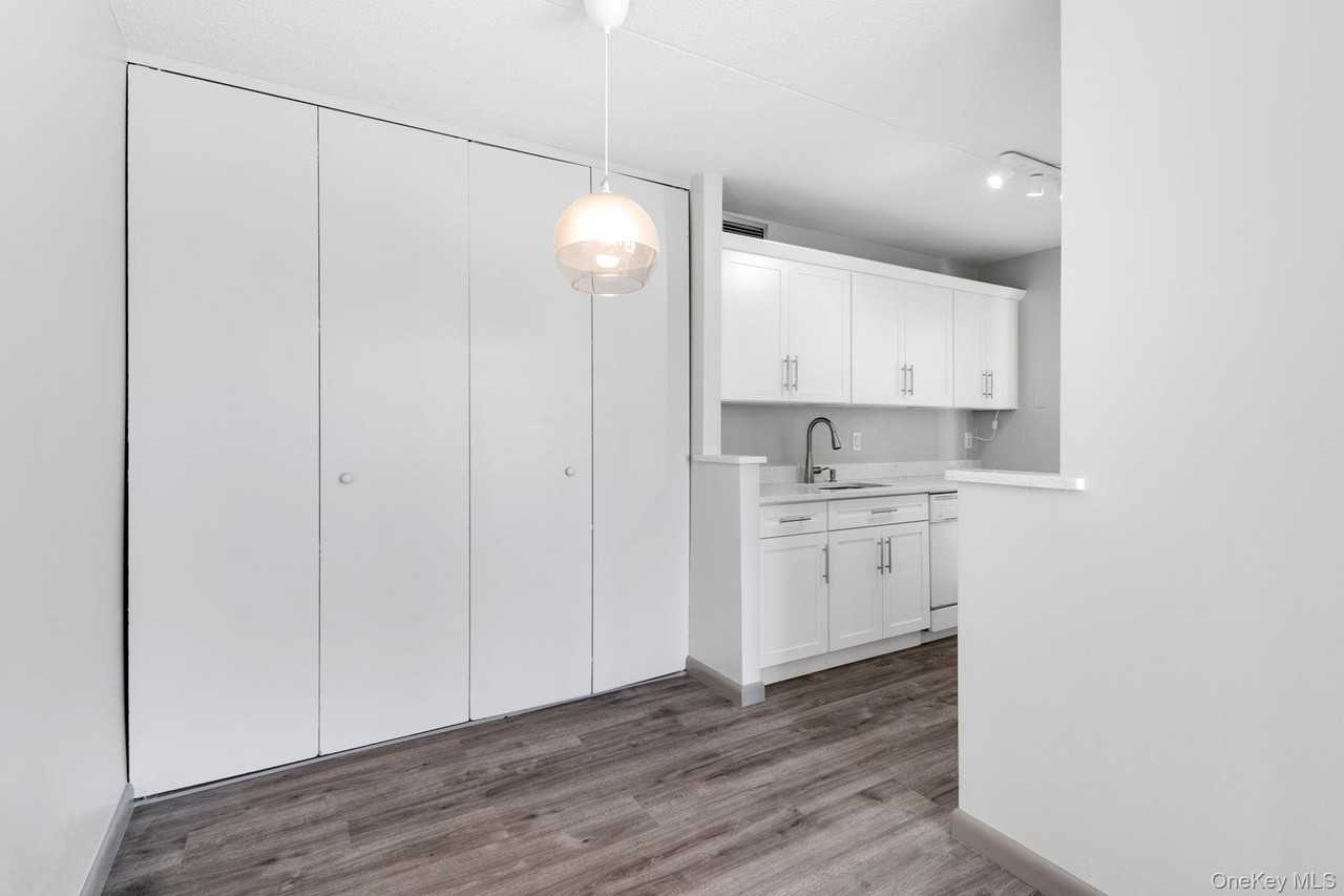 300 High Point Dr Apt 209 #209 - Photo 6 of 38