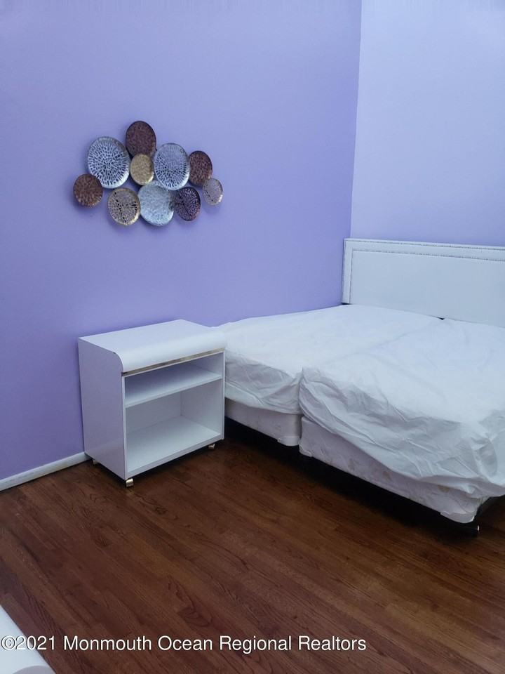 14 Cedar Ave - Photo 7 of 10