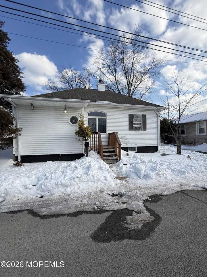 339 Elberon Blvd - Photo 2 of 15