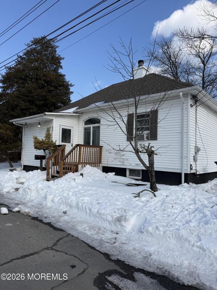 339 Elberon Blvd - Photo 4 of 15