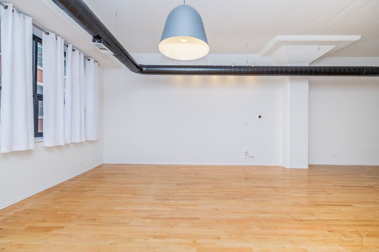 1021 S State St Apt 308 #308 - Photo 5 of 29