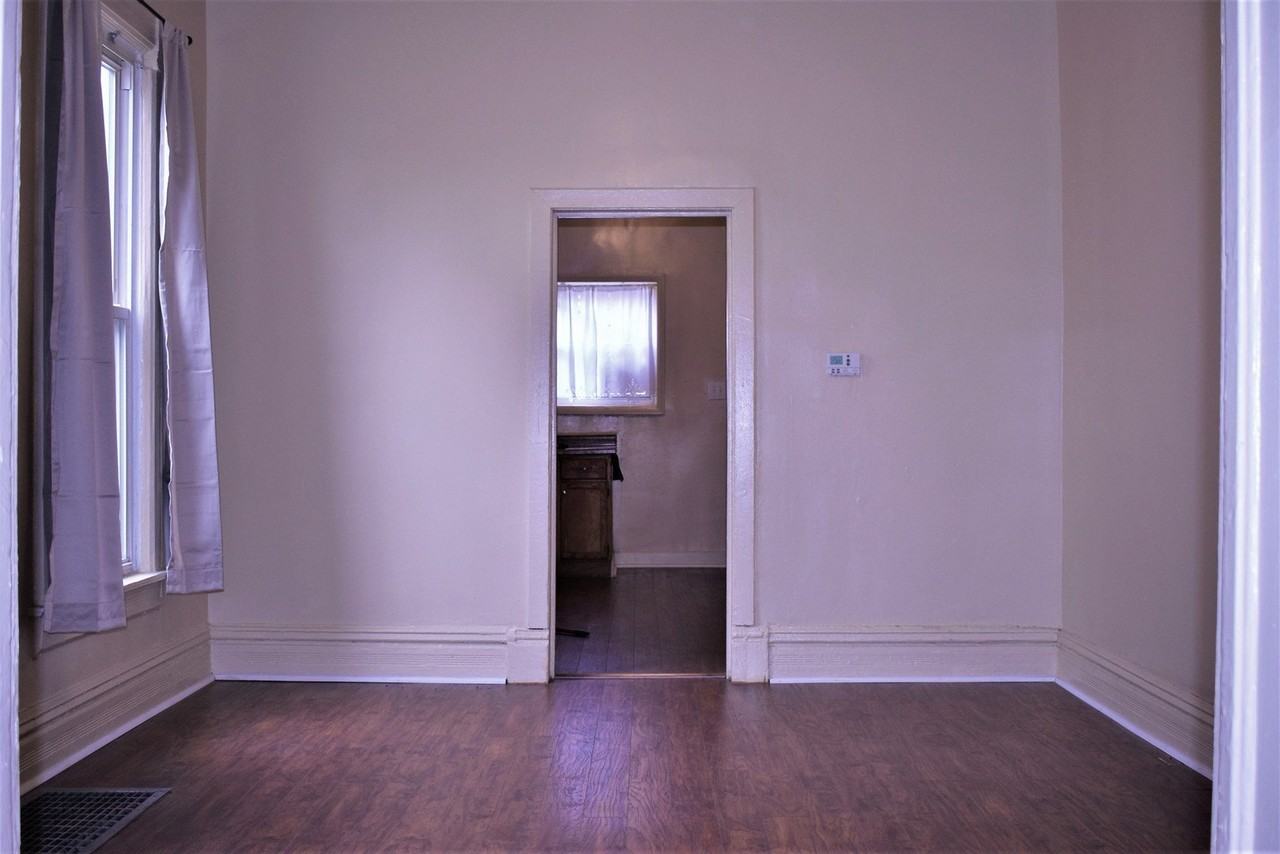 4835 W Congress Pkwy - Photo 6 of 33