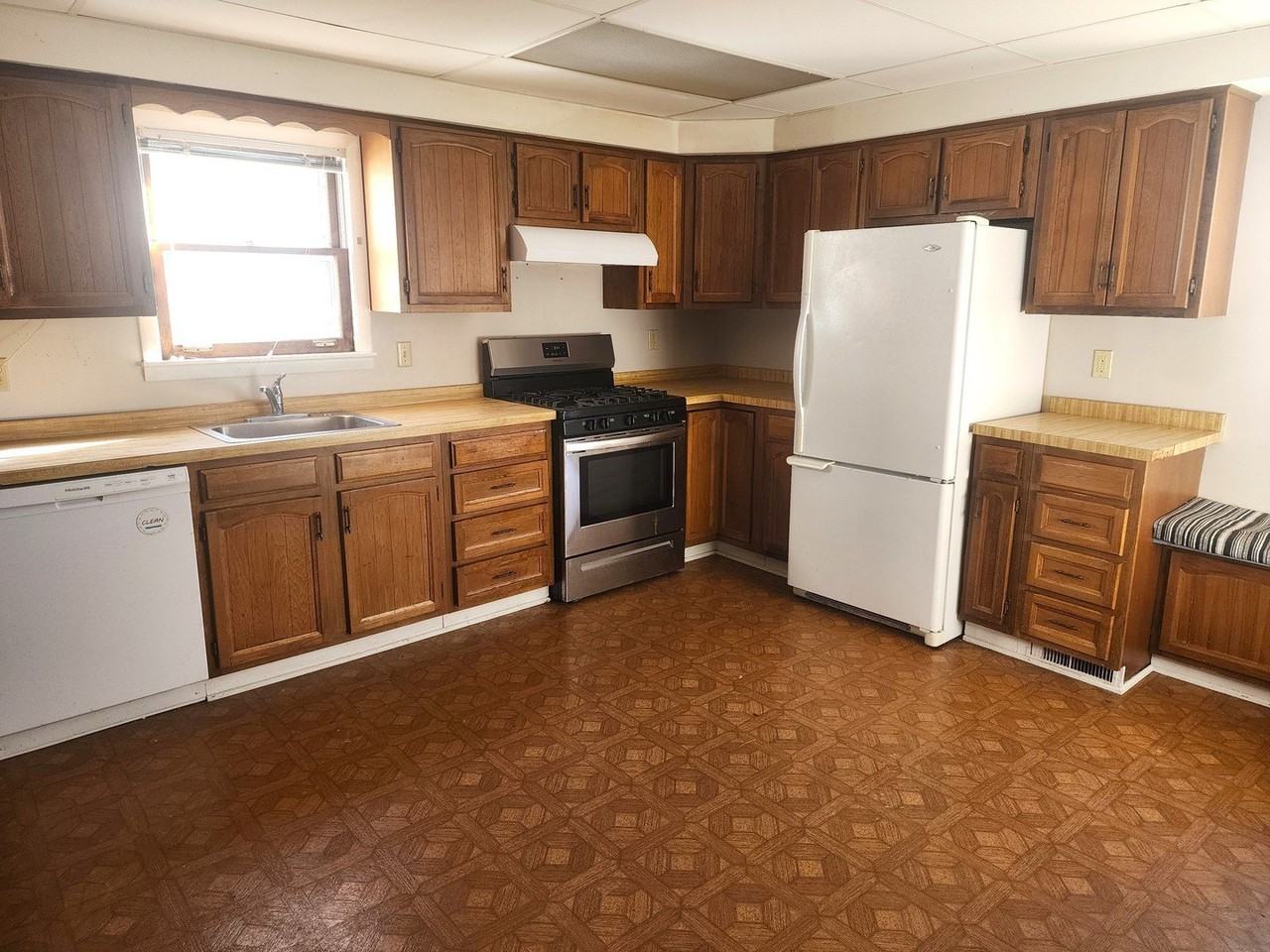 17 S Mchenry Ave - Photo 7 of 22