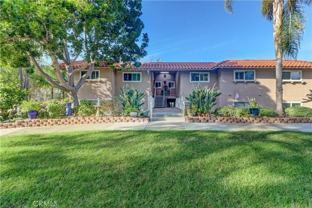 881 Via Mendoza #O - Photo 1 of 1