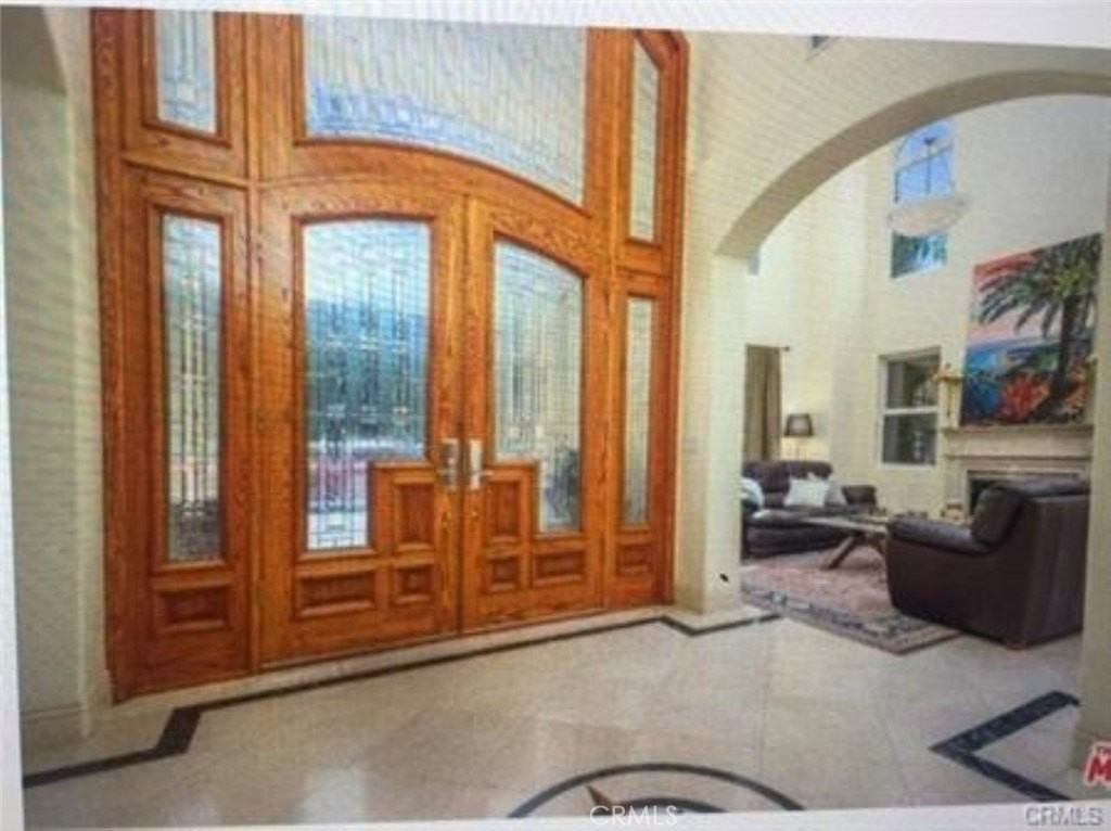 5717 Melvin Ave - Photo 5 of 13