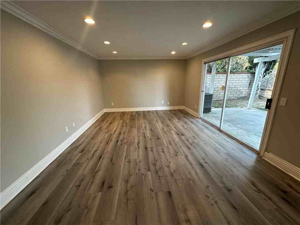 324 Avenida Esplendor - Photo 5 of 22