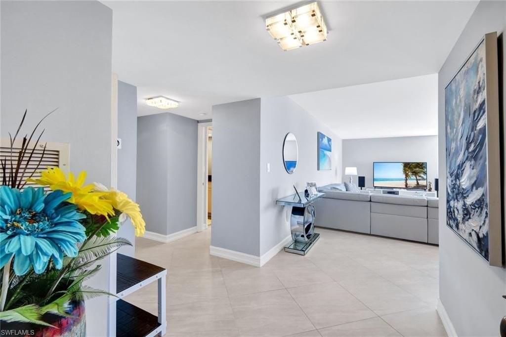 3215 Gulf Shore Blvd N Apt 704n #704N - Photo 3 of 24