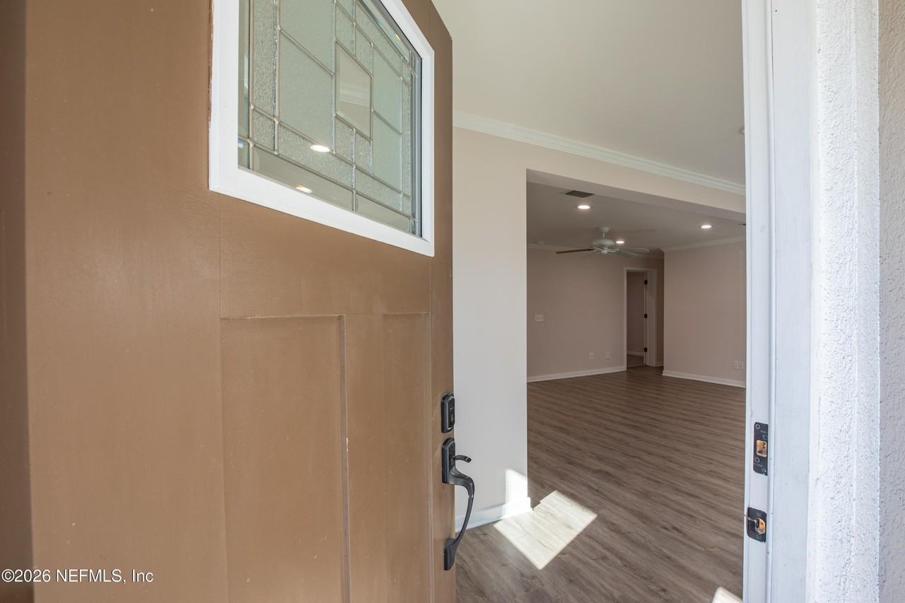 2008 Ocean Dr S - Photo 6 of 37