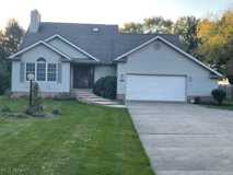 6235 Beverly Ave Ne - Photo 1 of 1