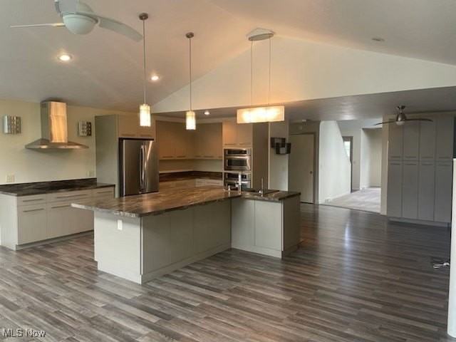 6235 Beverly Ave Ne - Photo 4 of 18