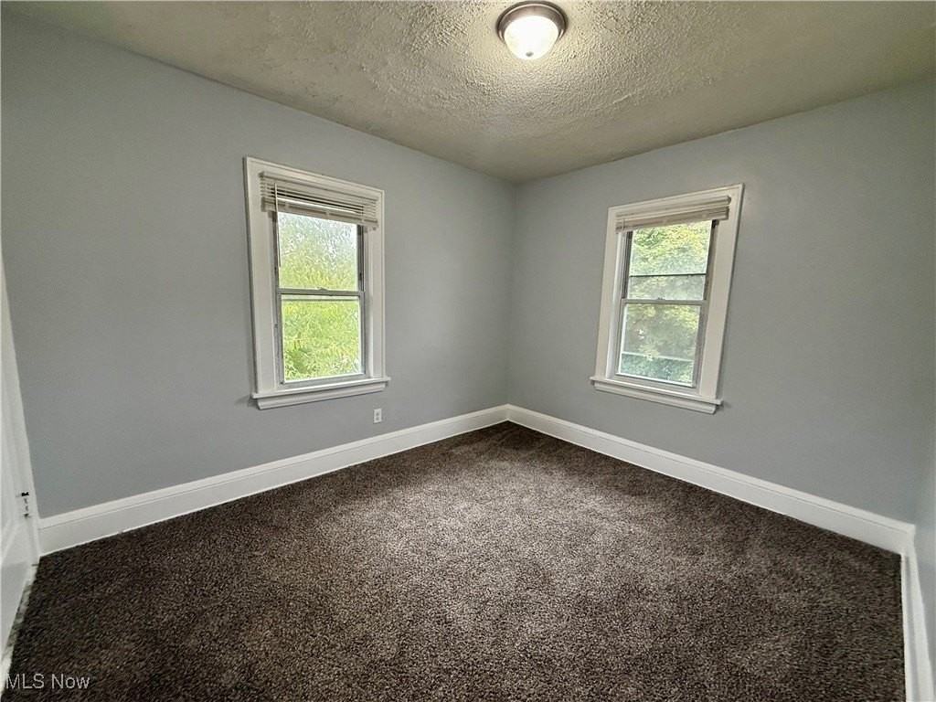 810 Thayer St Apt 4 #4 - Photo 7 of 16