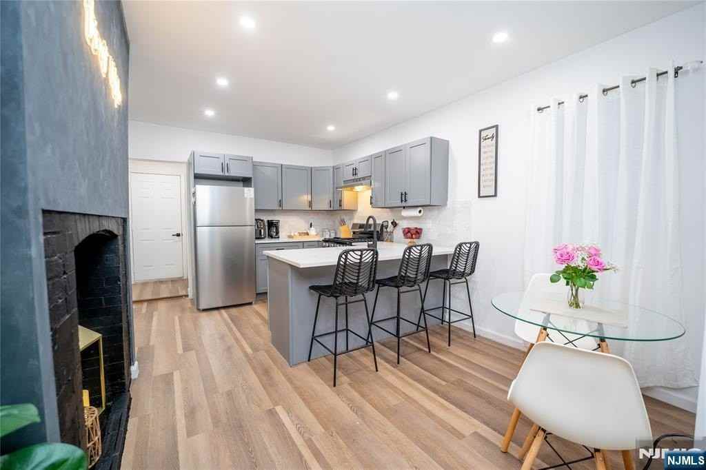 509 Fulton St - Photo 7 of 15