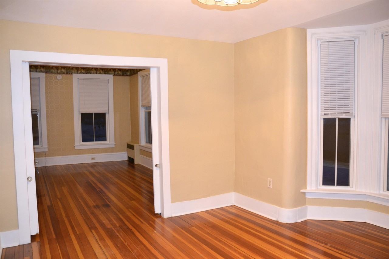 18 Manning Hill Rd #A - Photo 4 of 10