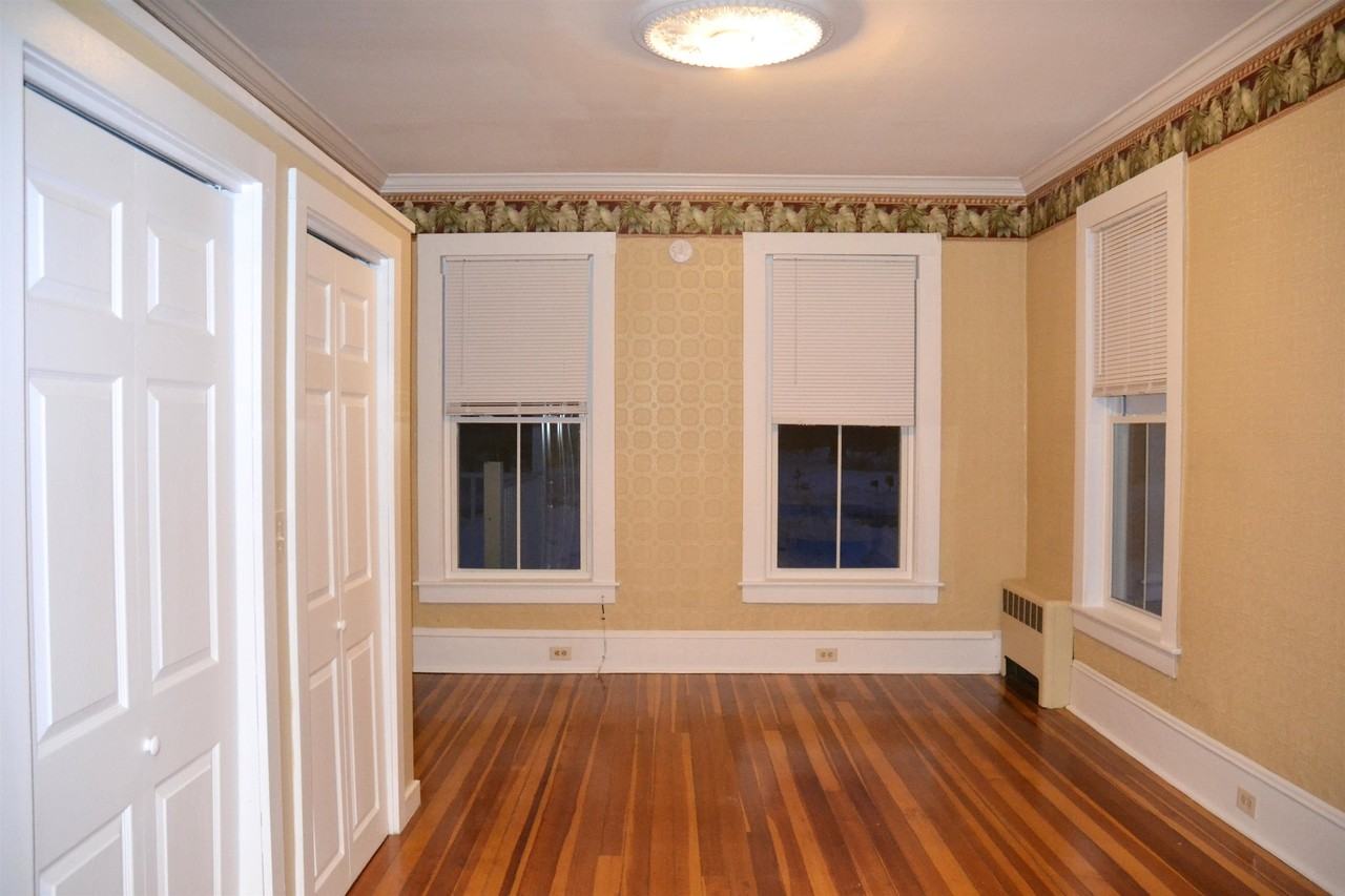 18 Manning Hill Rd #A - Photo 5 of 10