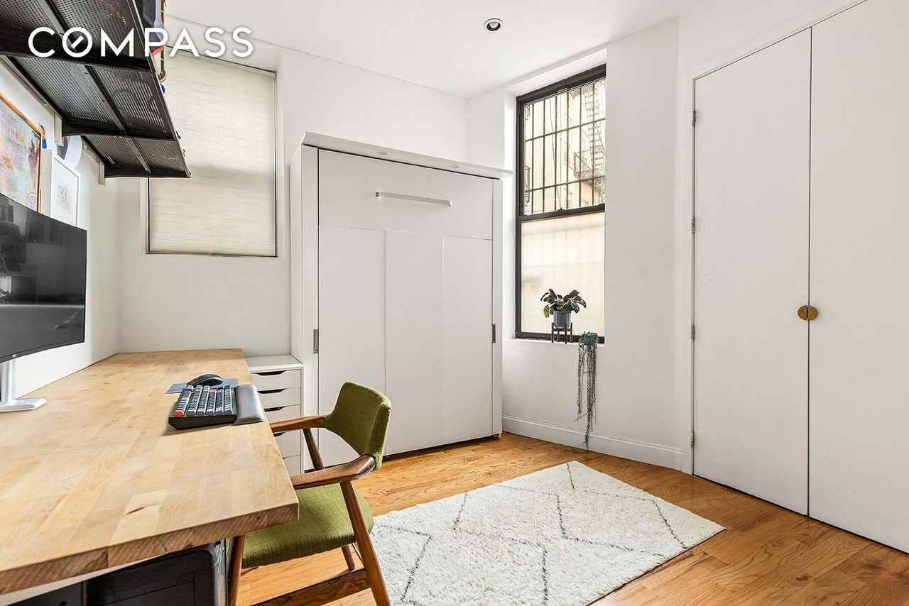 1153 Pacific St #1 - Photo 6 of 8