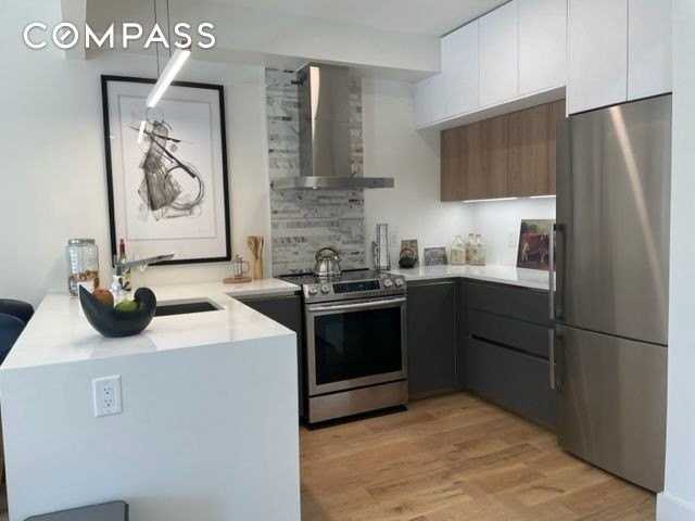 85 Carlton Ave #2F - Photo 3 of 7