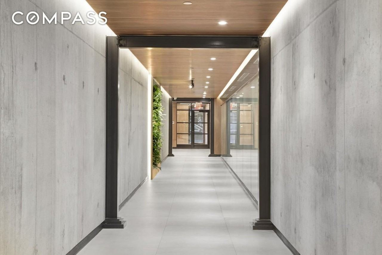 3726 32nd St #N4E - Photo 4 of 12