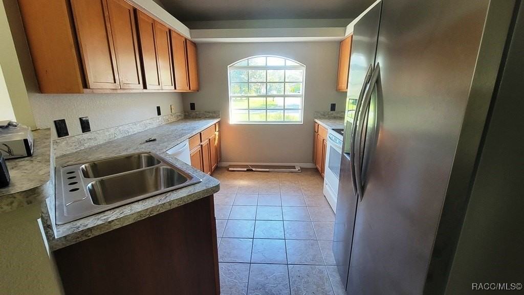 1319 W Anson Pl - Photo 5 of 13