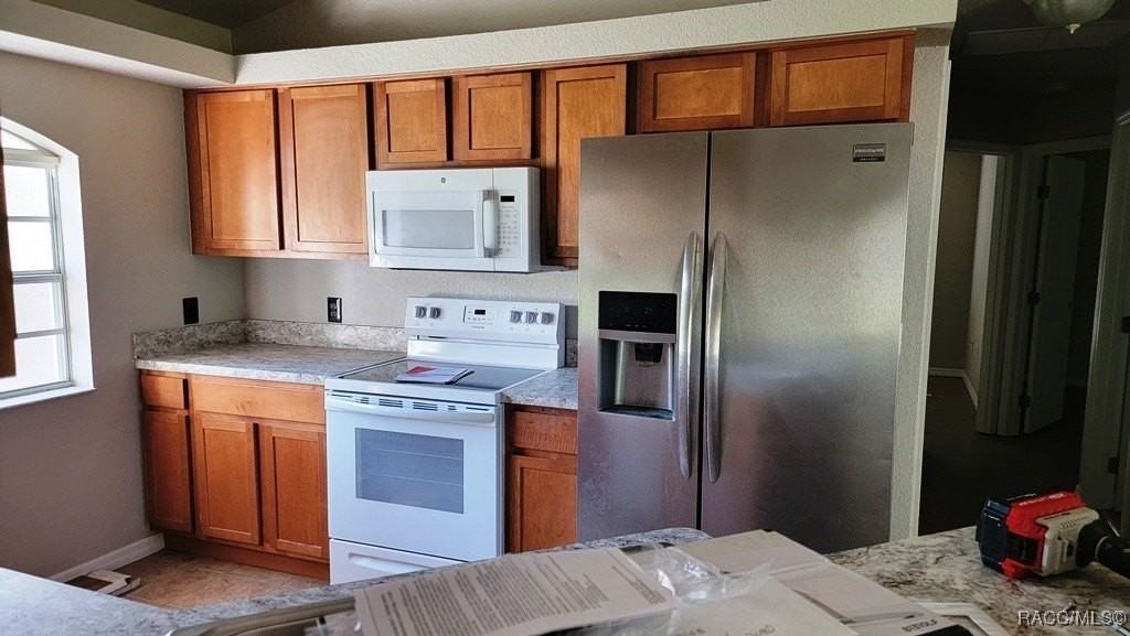 1319 W Anson Pl - Photo 6 of 13