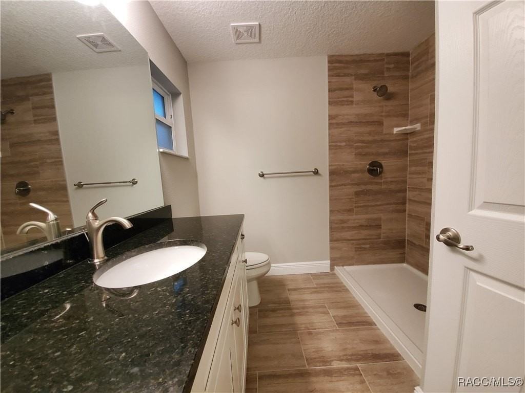 8687 N Paradisea Dr - Photo 6 of 10