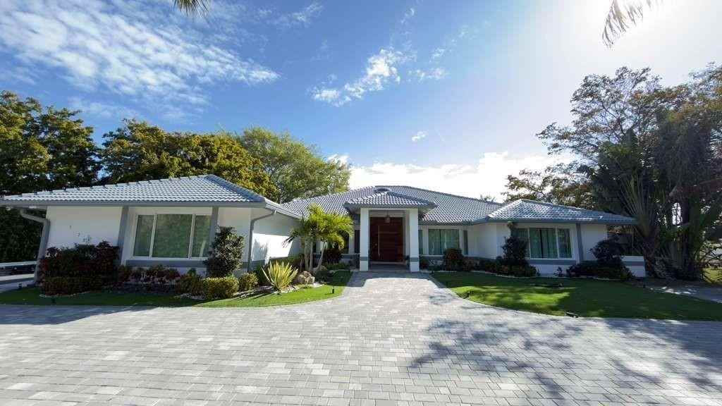 5928 Nw 77th Ter - Photo 3 of 50