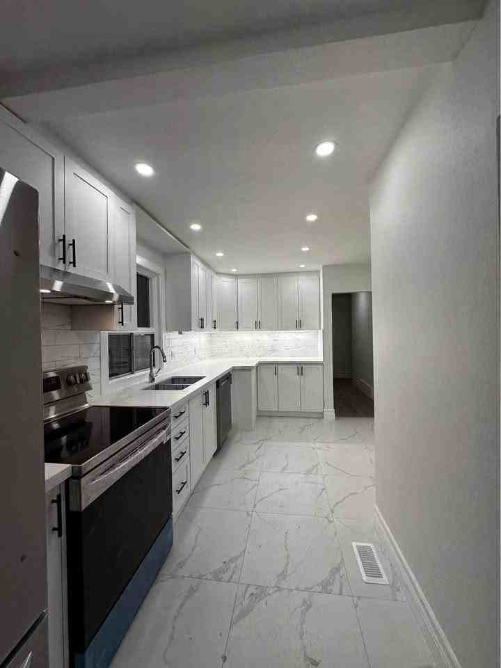 10 Anticosti Drive - Photo 6 of 13