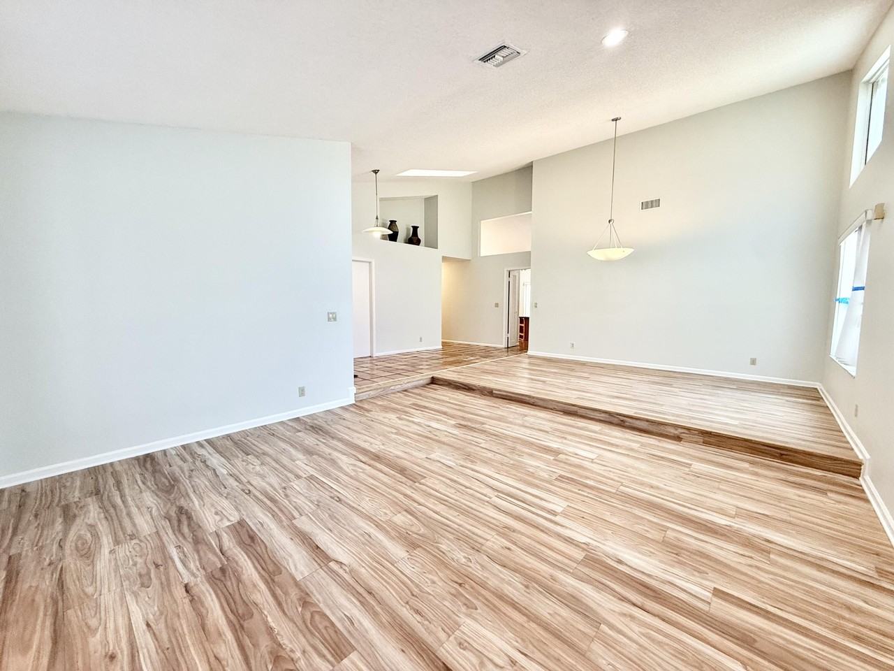 11933 Waterwood Dr - Photo 6 of 50