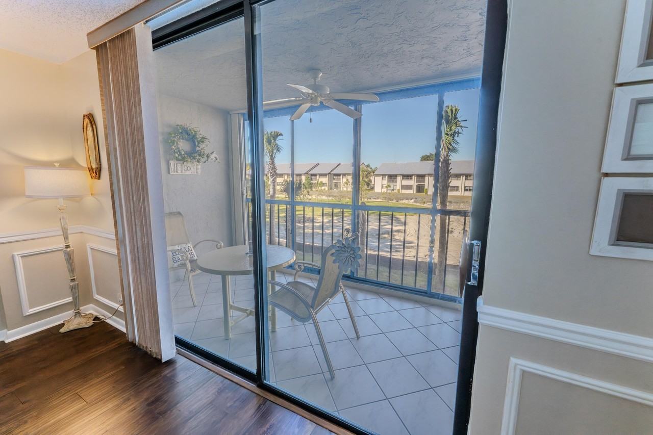 4725 Lucerne Lakes Blvd E #203 - Photo 7 of 32