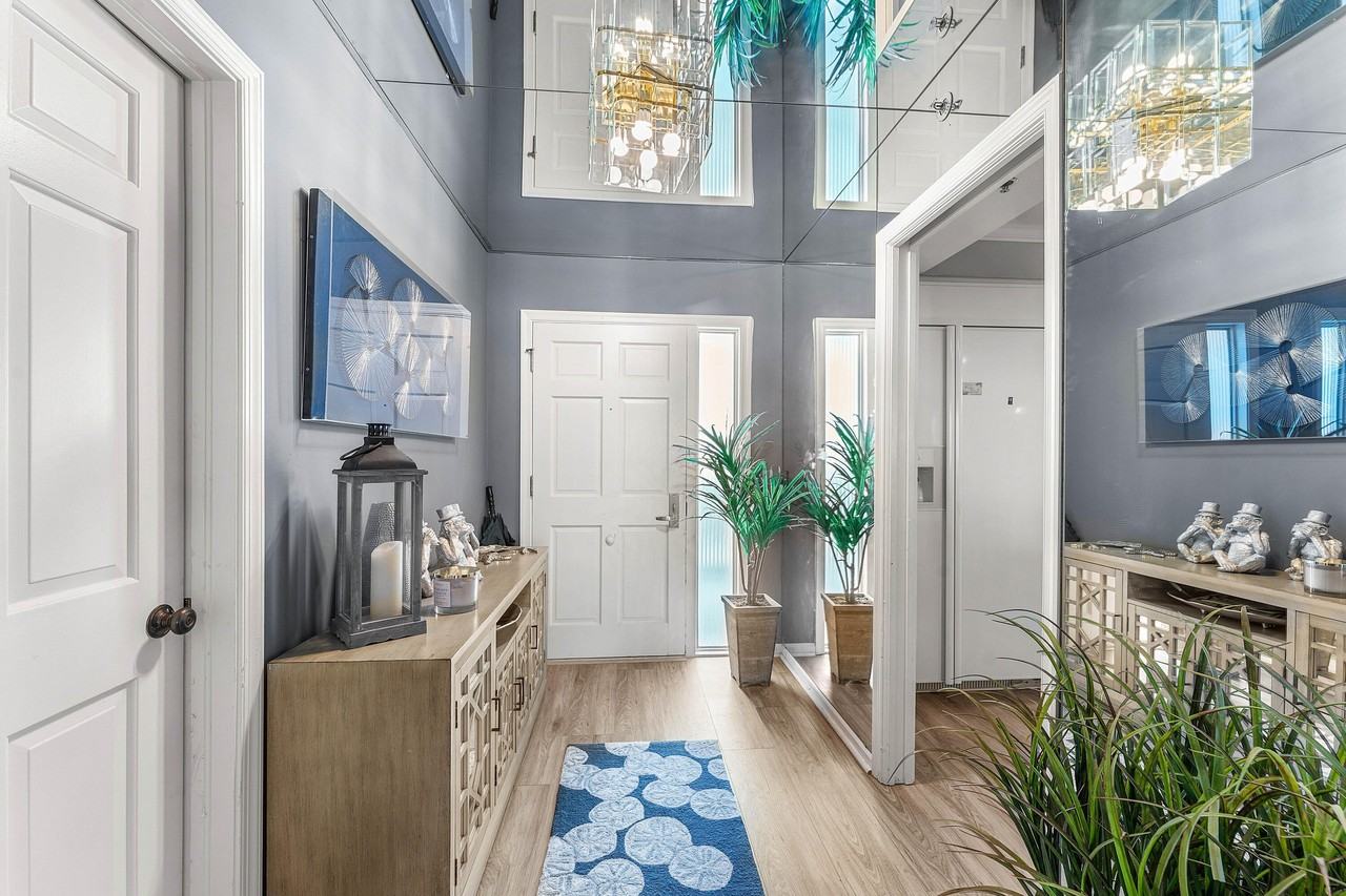 100 Beach Rd #602 - Photo 4 of 50