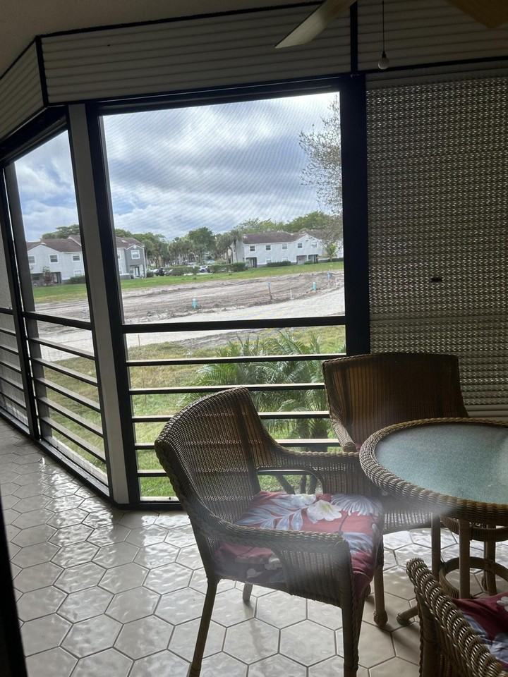 5701 Camino Del Sol #204 - Photo 6 of 17