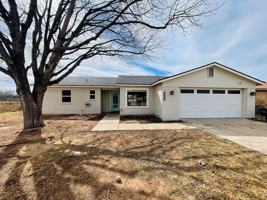 featured image of 205 Inwood Dr