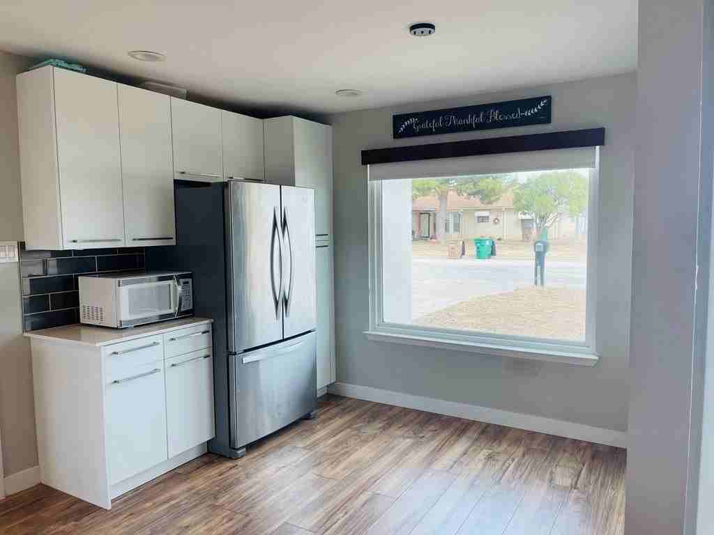 205 Inwood Dr - Photo 6 of 14