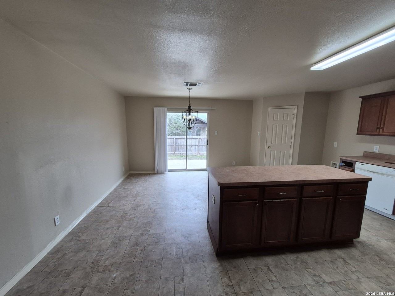 3338 Whisper Mnr - Photo 7 of 40