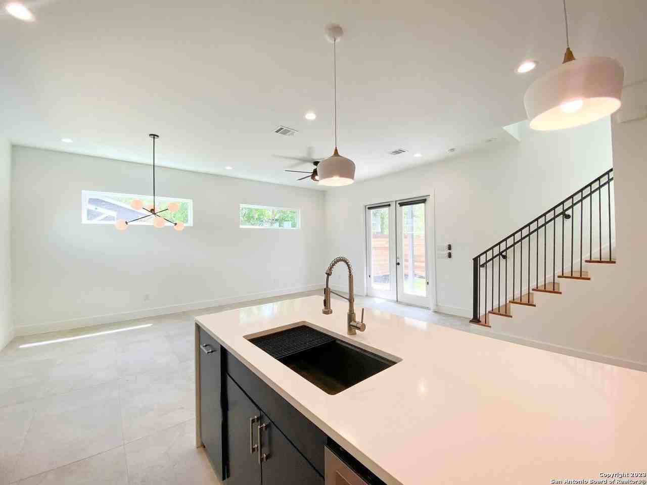 1726 N Olive St - Photo 3 of 31