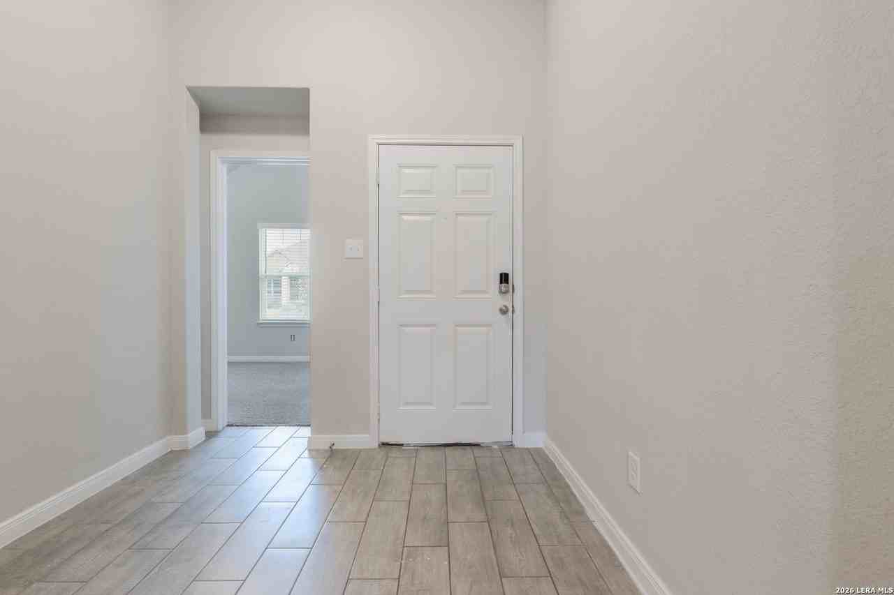 13109 Blue Flame Dr - Photo 3 of 26