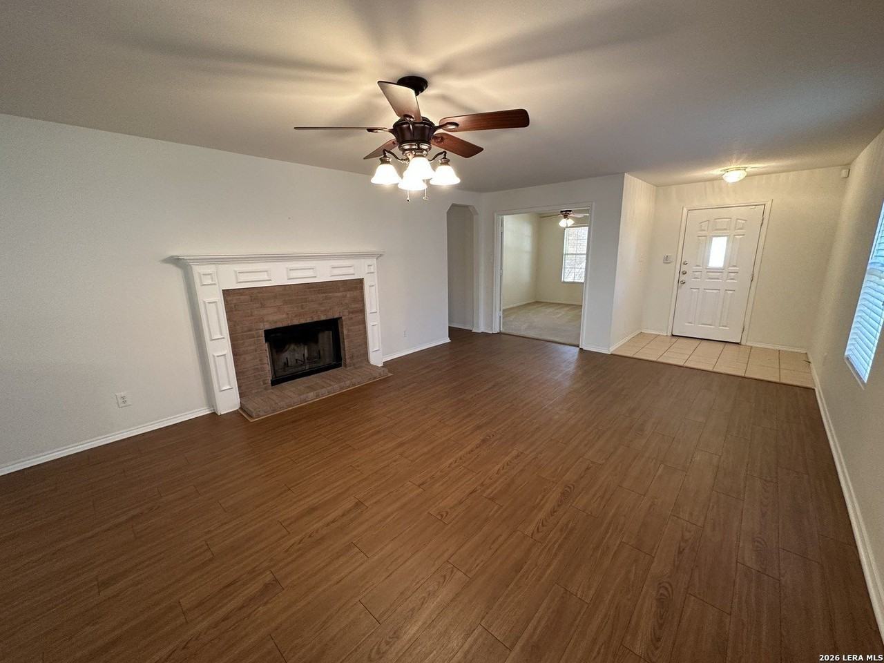 277 Katie Ct - Photo 4 of 13