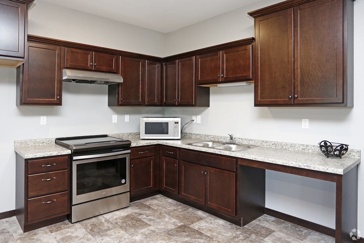 Creekside Village - Photo 7 of 33