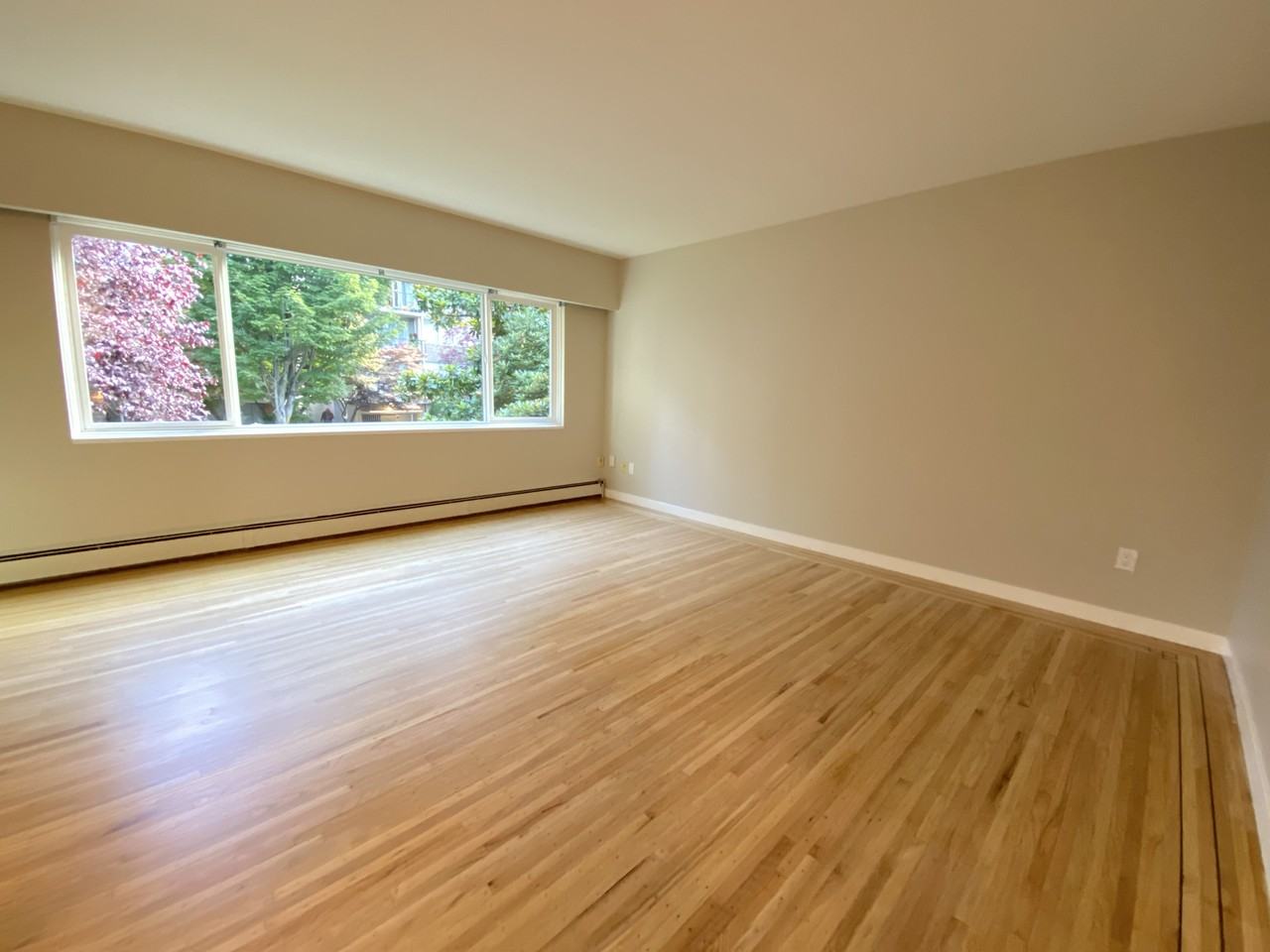 1872 Barclay Street #301 - Photo 6 of 12