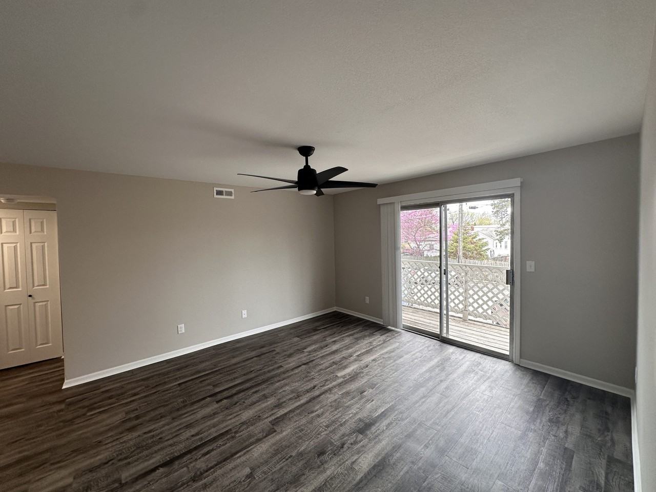 University Plaza - Photo 6 of 17