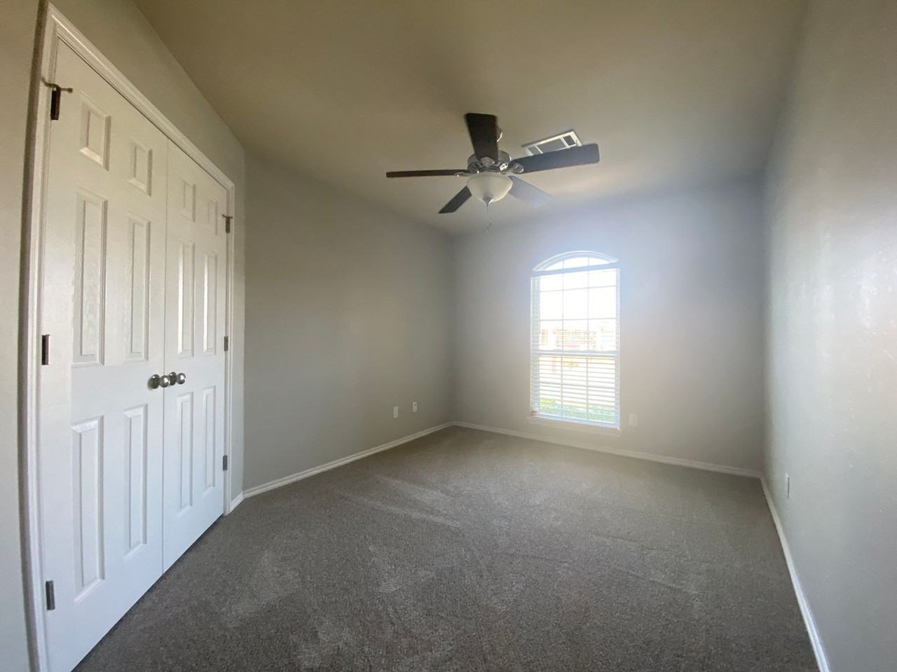 12033 Nw 133rd Ter - Photo 6 of 11