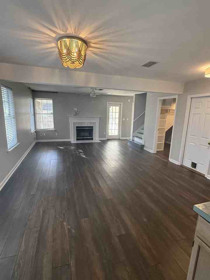 5364 Appledore Ln - Photo 3 of 17