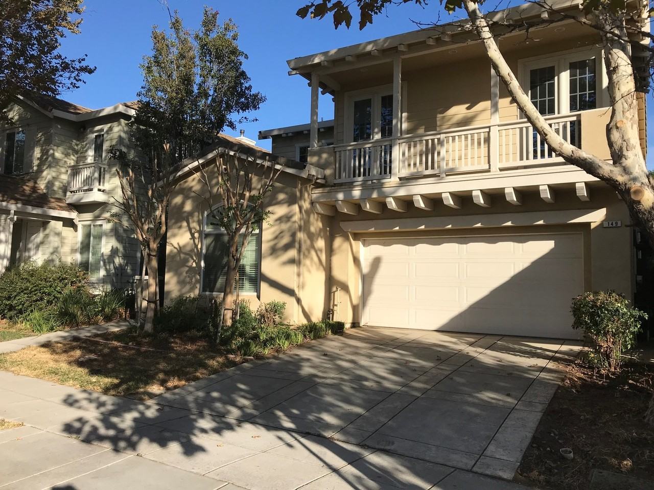 149 E Legacy Dr - Photo 2 of 17