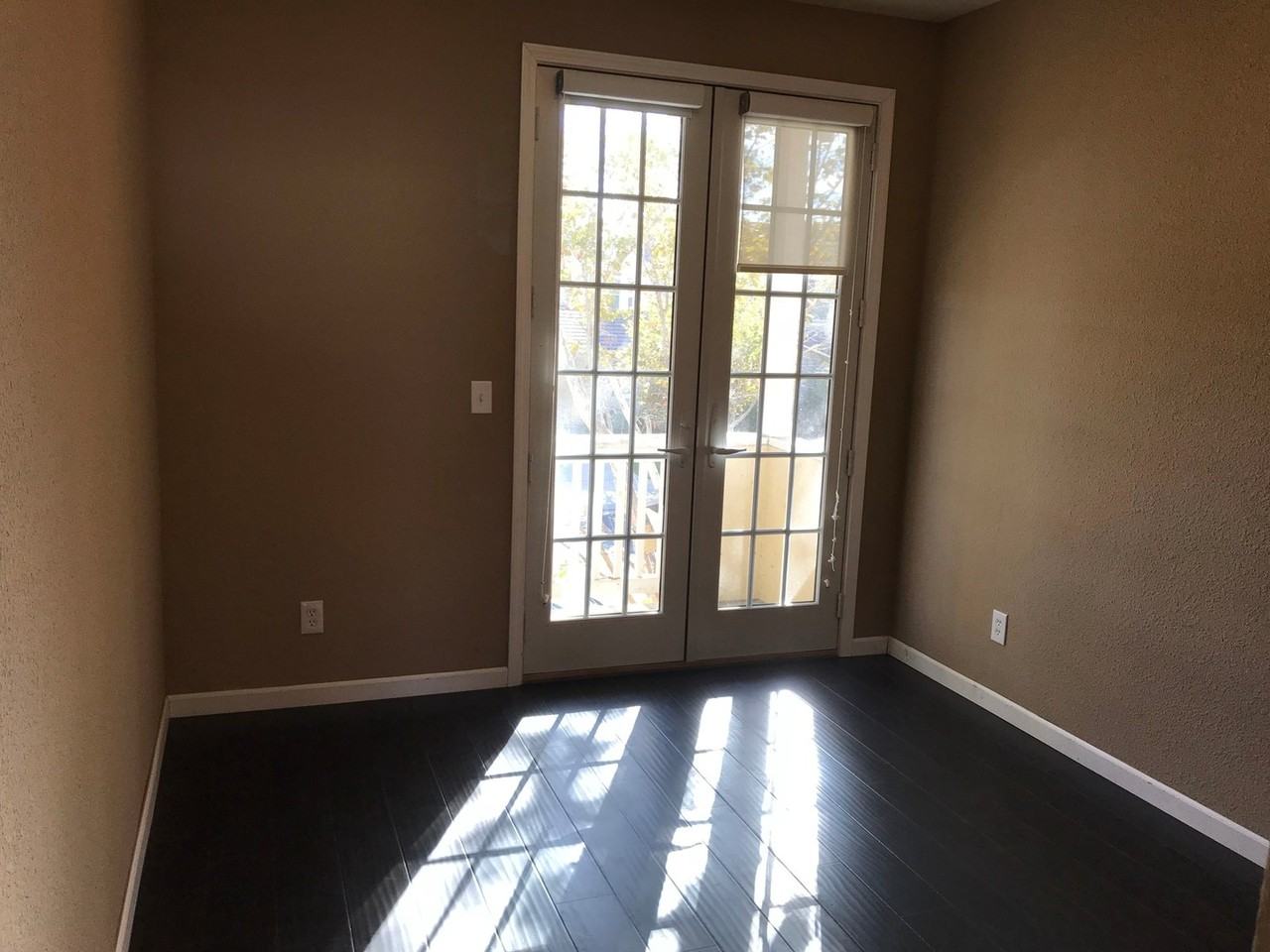 149 E Legacy Dr - Photo 3 of 17