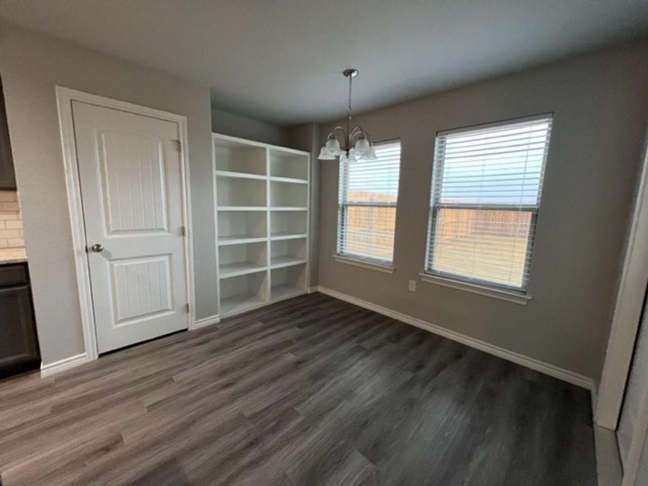 2834 Melissa Ln - Photo 5 of 23