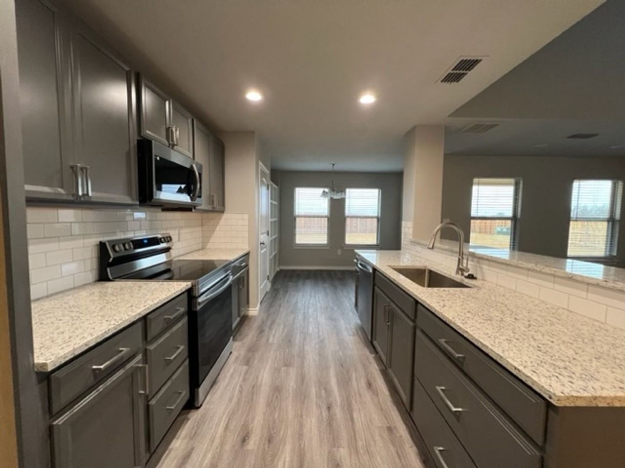 2834 Melissa Ln - Photo 6 of 23