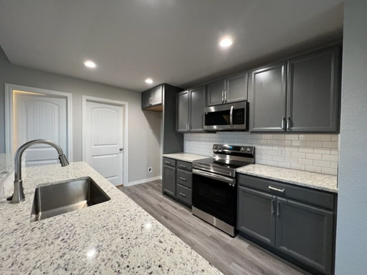 2834 Melissa Ln - Photo 7 of 23