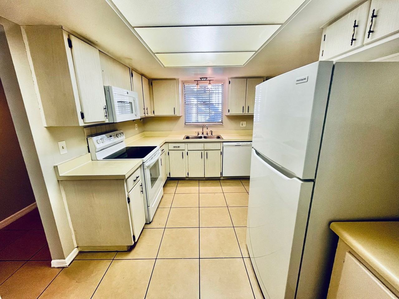 10368 Carrollwood Ln #234 - Photo 3 of 28