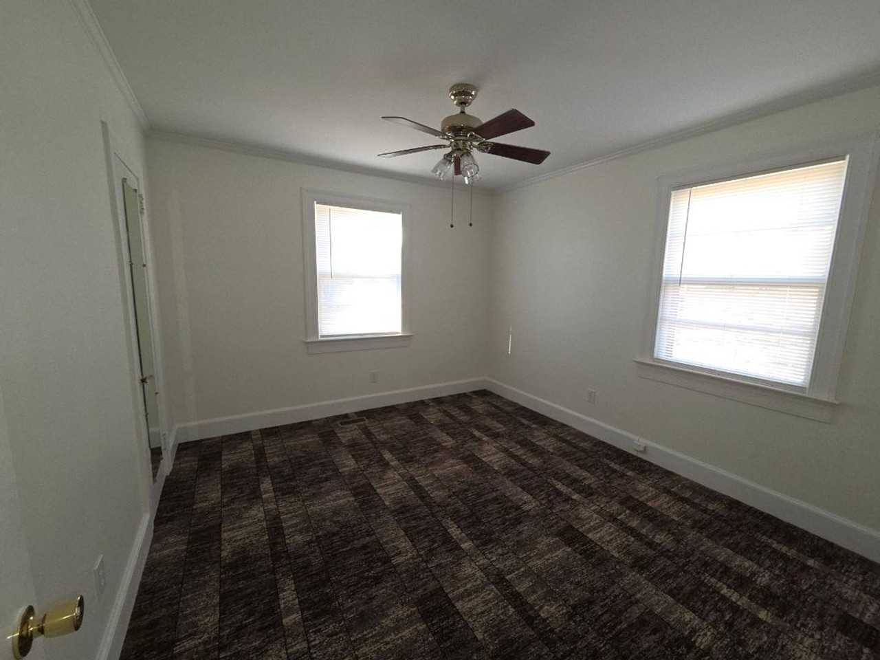 1809 Palm St - Photo 7 of 11