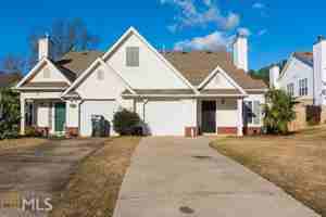 featured image of 145 Courtyard Dr